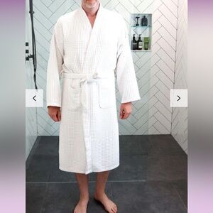 Maker’s Clean WAFFLE WEAVE BATHROBE Unisex Brand new size L/XL luxury Spa